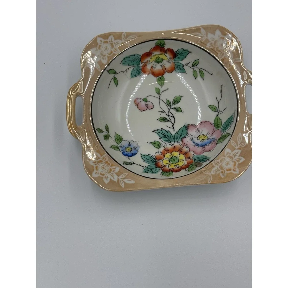 Vintage‎ Hand Painted Flowered Peach Lusterware Bowl Dish Made Japan 7.5